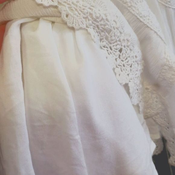 NWT GUESS White Crochet Embroidery White Dress - Picture 9 of 12